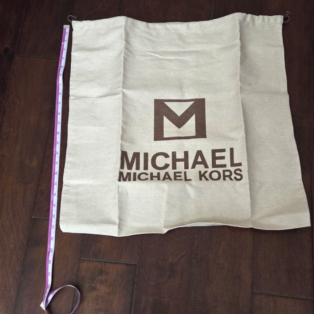 Michael Kors XL Dust Bag - Picture 5 of 7